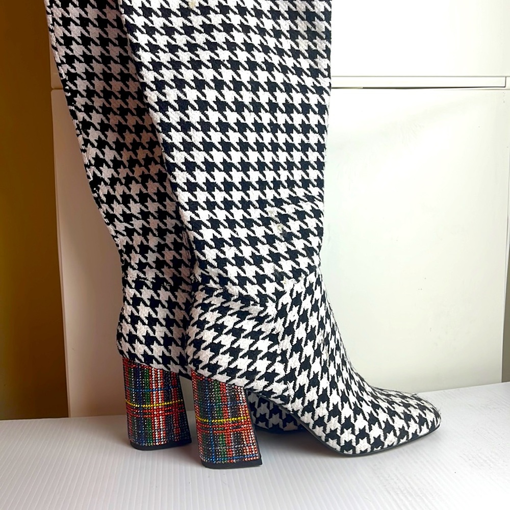 Amazing boots